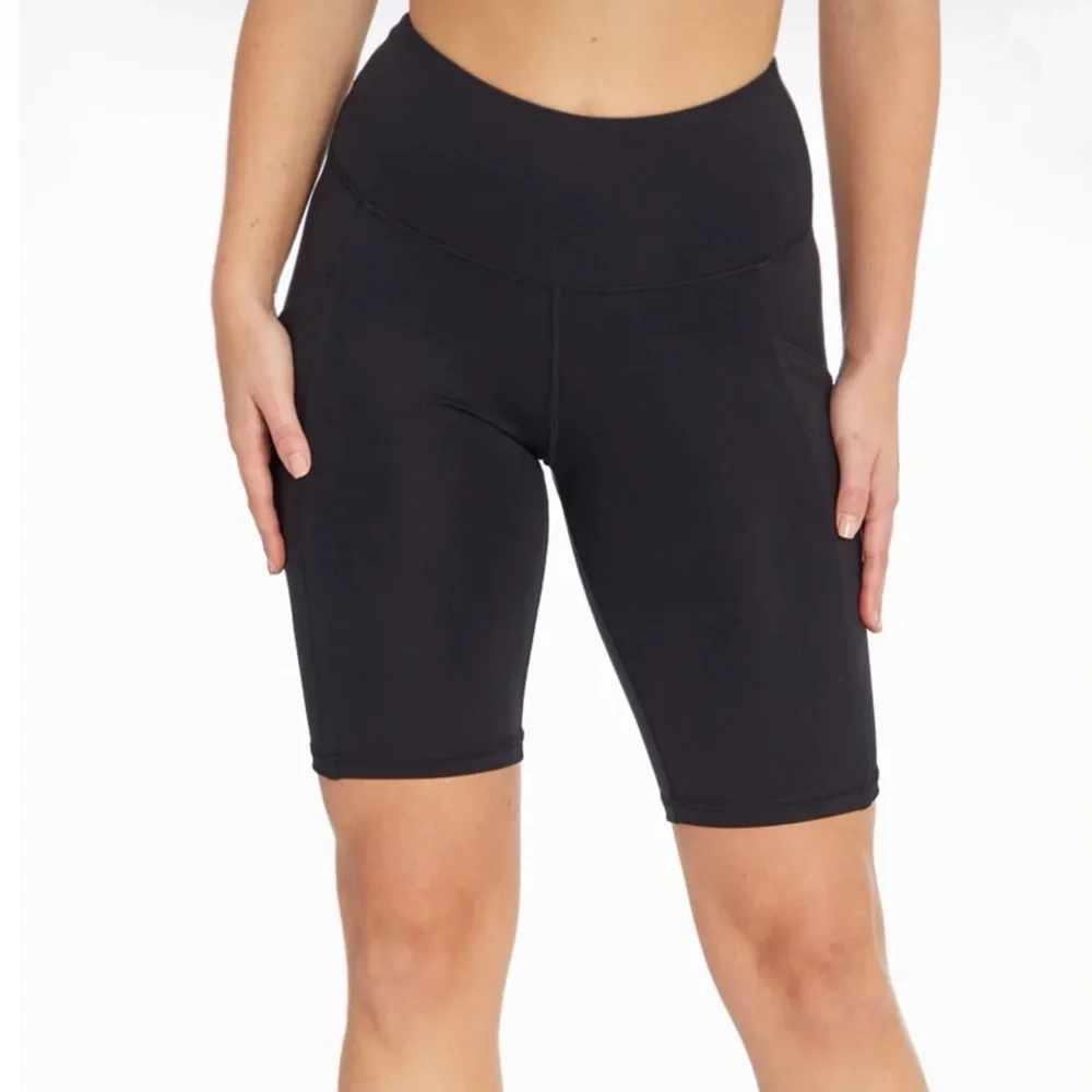 NEW Marika Brenda Side Pocket Tummy Control Bermuda Shorts 9” in Black